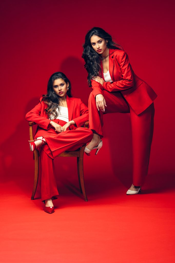 Crimson&Ivory