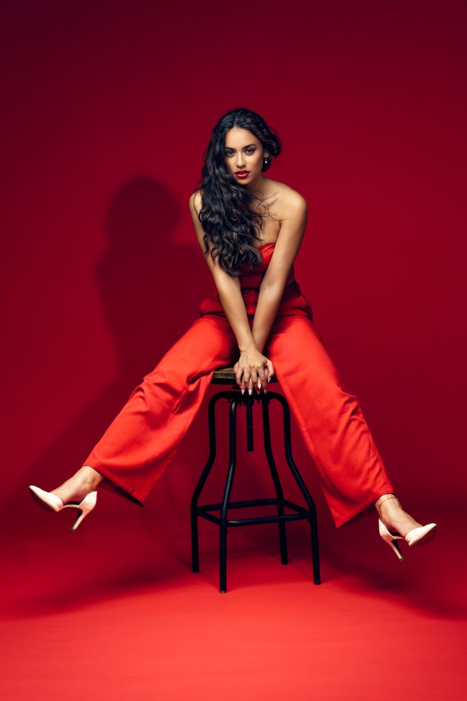 Crimson&Ivory