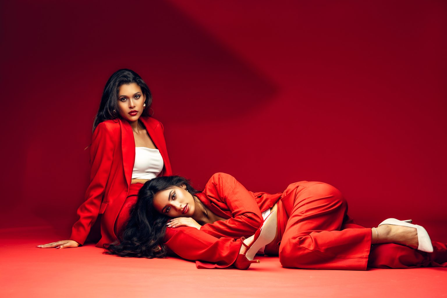 Crimson&Ivory